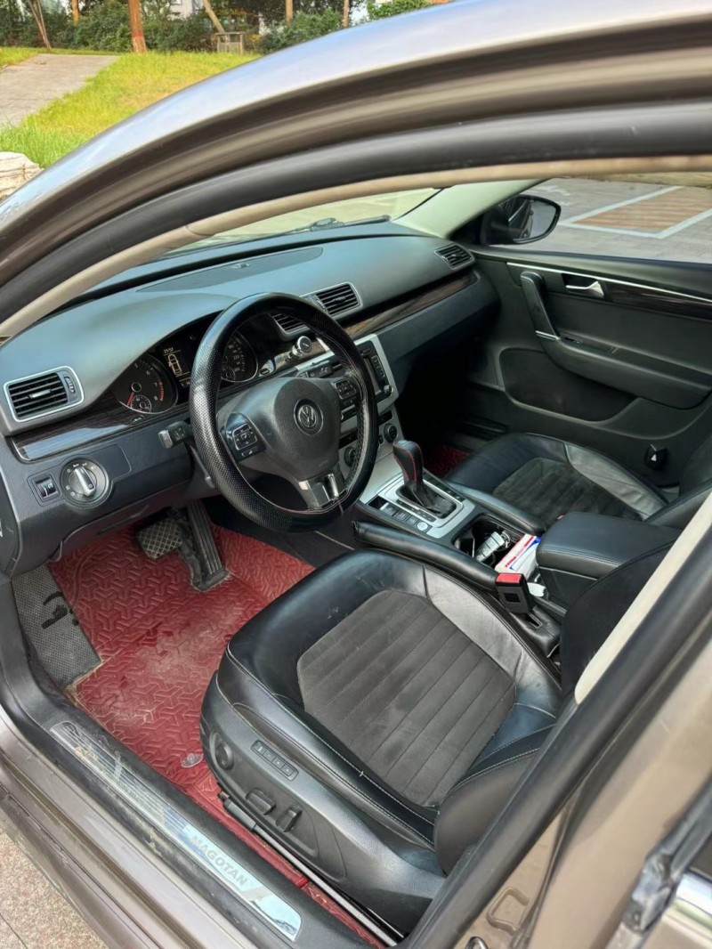 邢台14年大众迈腾4