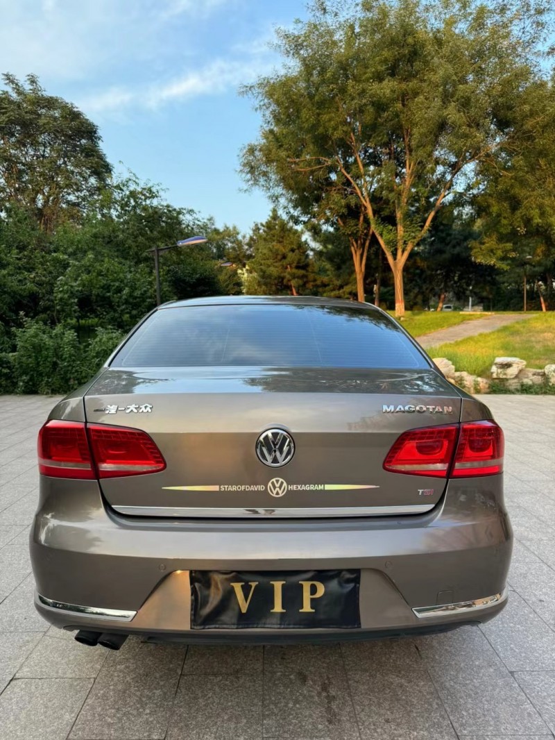 邢台14年大众迈腾9