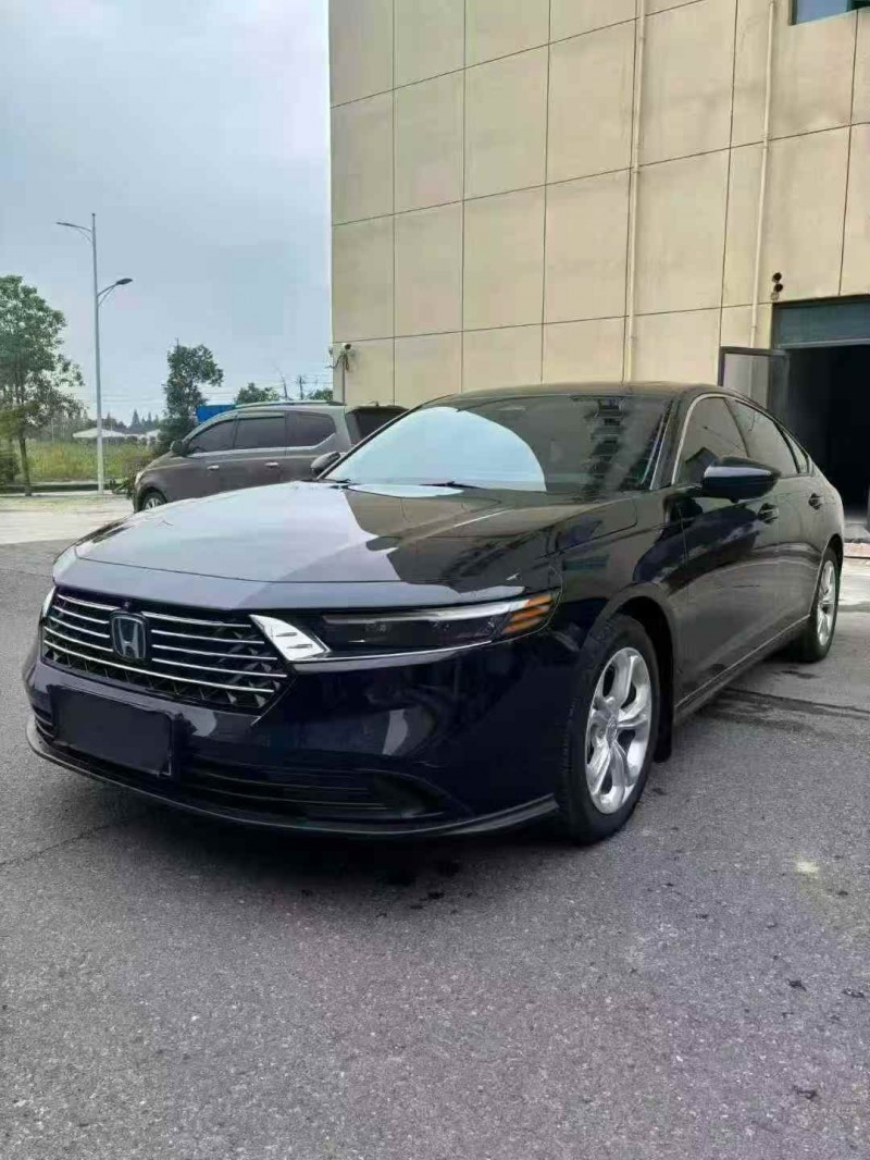 襄阳24年本田雅阁2