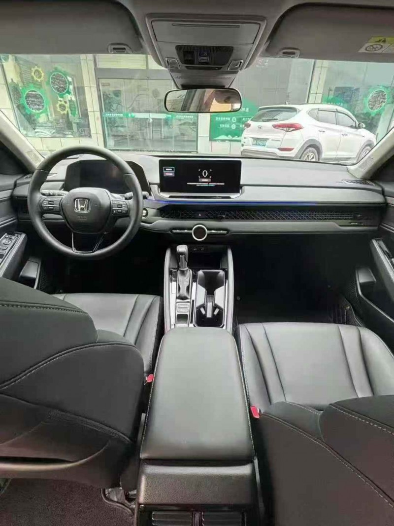 襄阳24年本田雅阁9