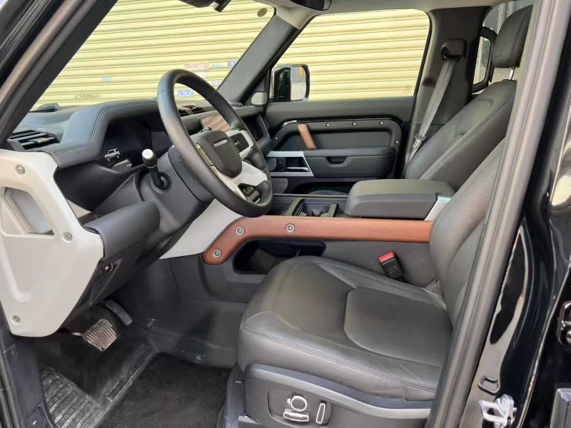 佛山24年路虎卫士4