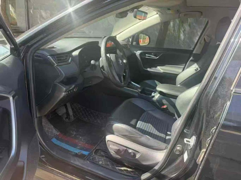 东莞20年丰田威兰达4