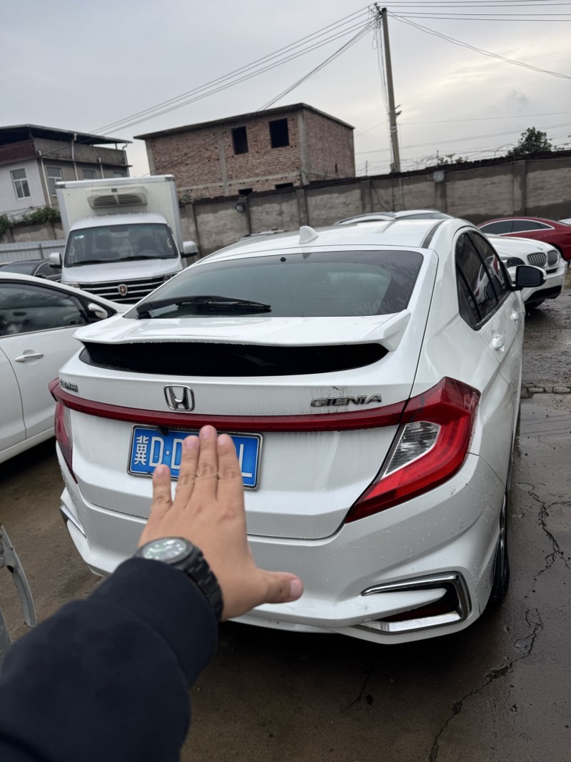 邢台17年本田竞瑞5