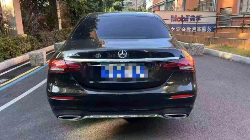 绍兴24年奔驰E9