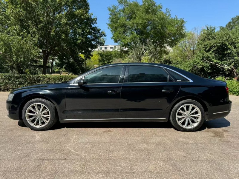 邢台16年奥迪A8L4