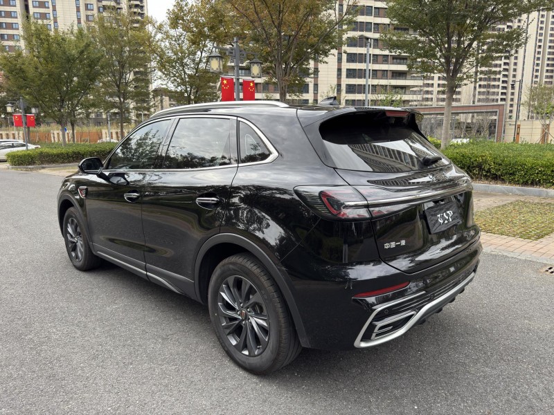 盐城25年红旗HS54