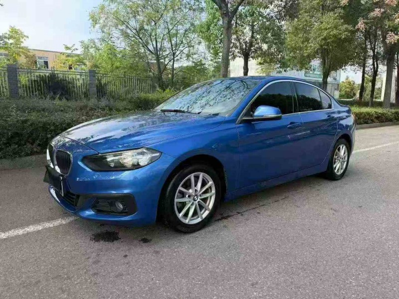 常德17年宝马1系2