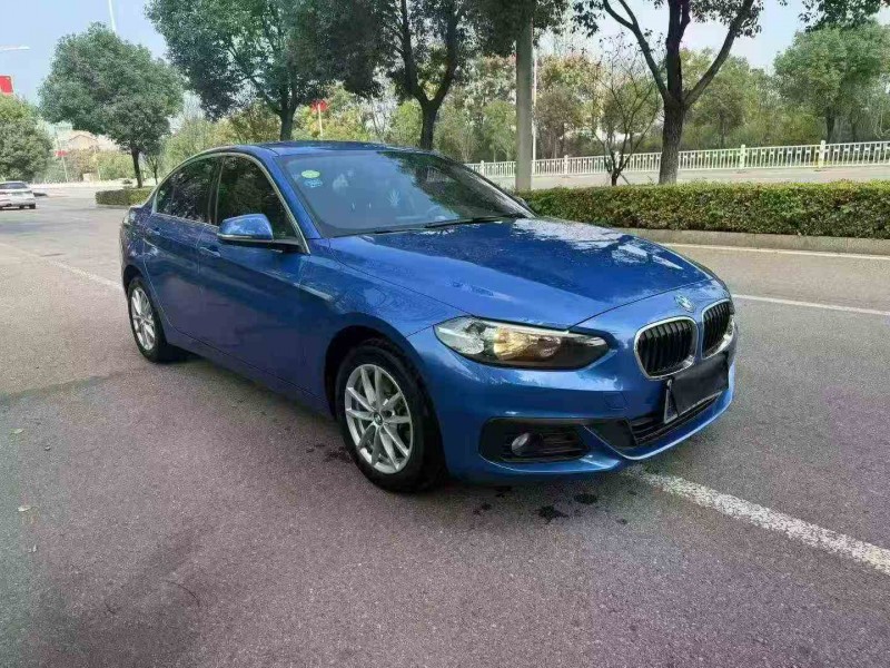 常德17年宝马1系3