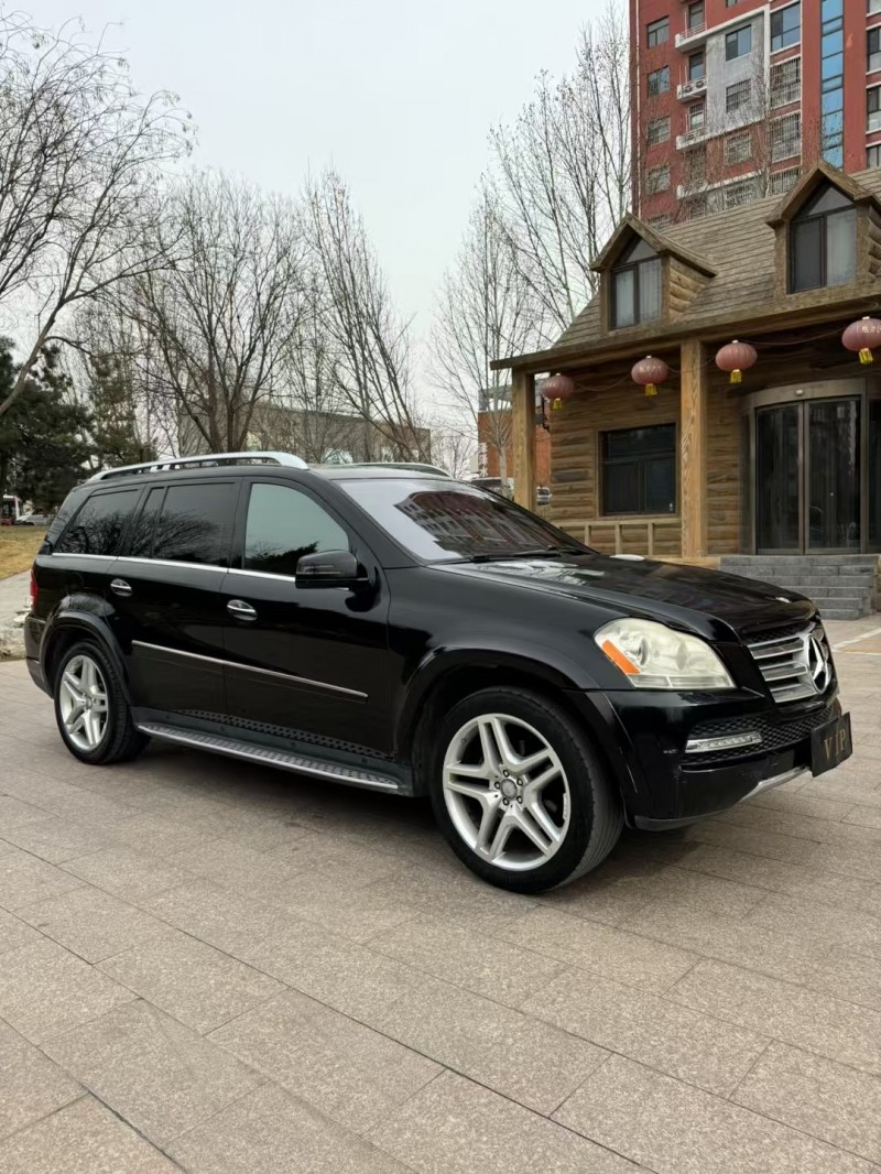 邢台12年奔驰GL3