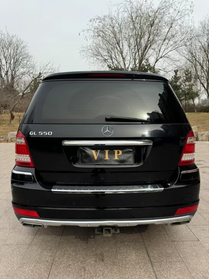 邢台12年奔驰GL9