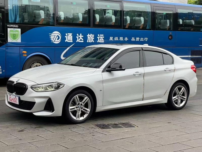 佛山22年宝马1系3