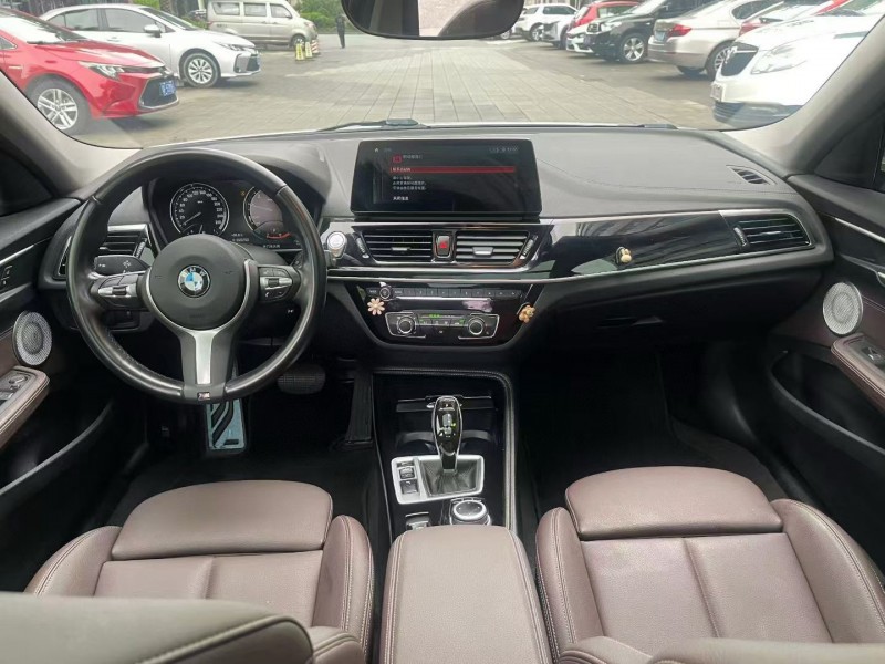 佛山22年宝马1系4