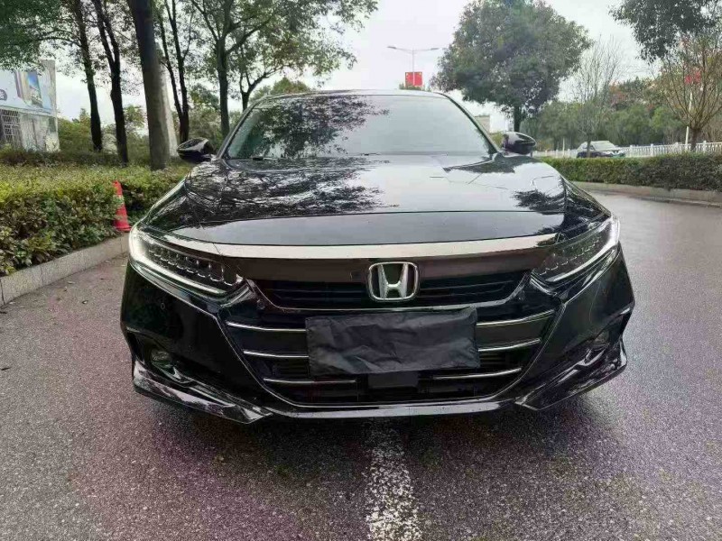 邵阳23年本田雅阁1