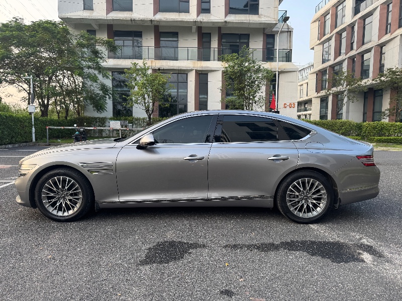 广州22年捷尼赛思G809