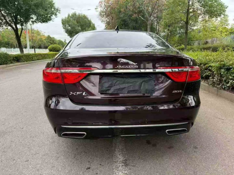 邵阳19年捷豹XFL8