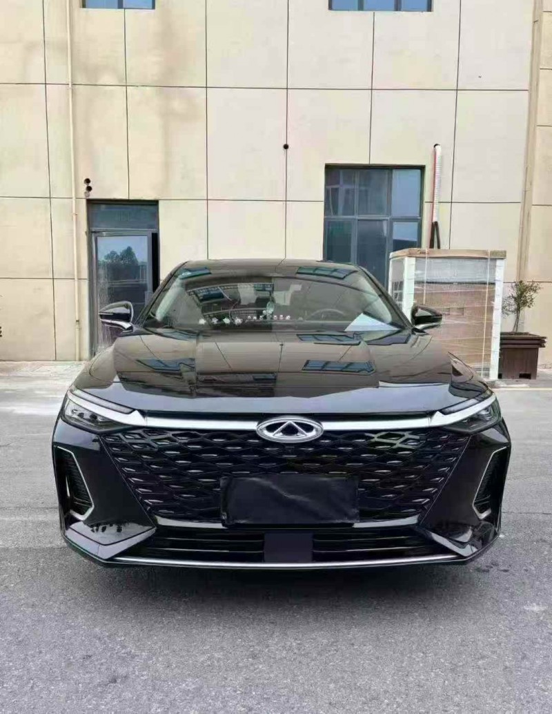 襄阳24年奇瑞艾瑞泽1