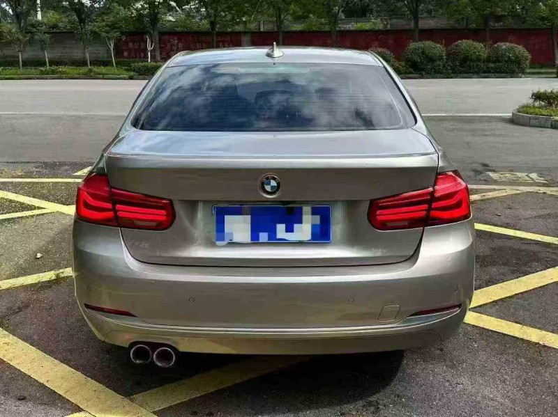 苏州19年宝马3系9