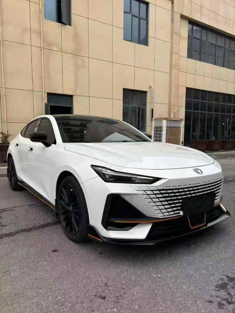 襄阳23年长安汽车UNI2