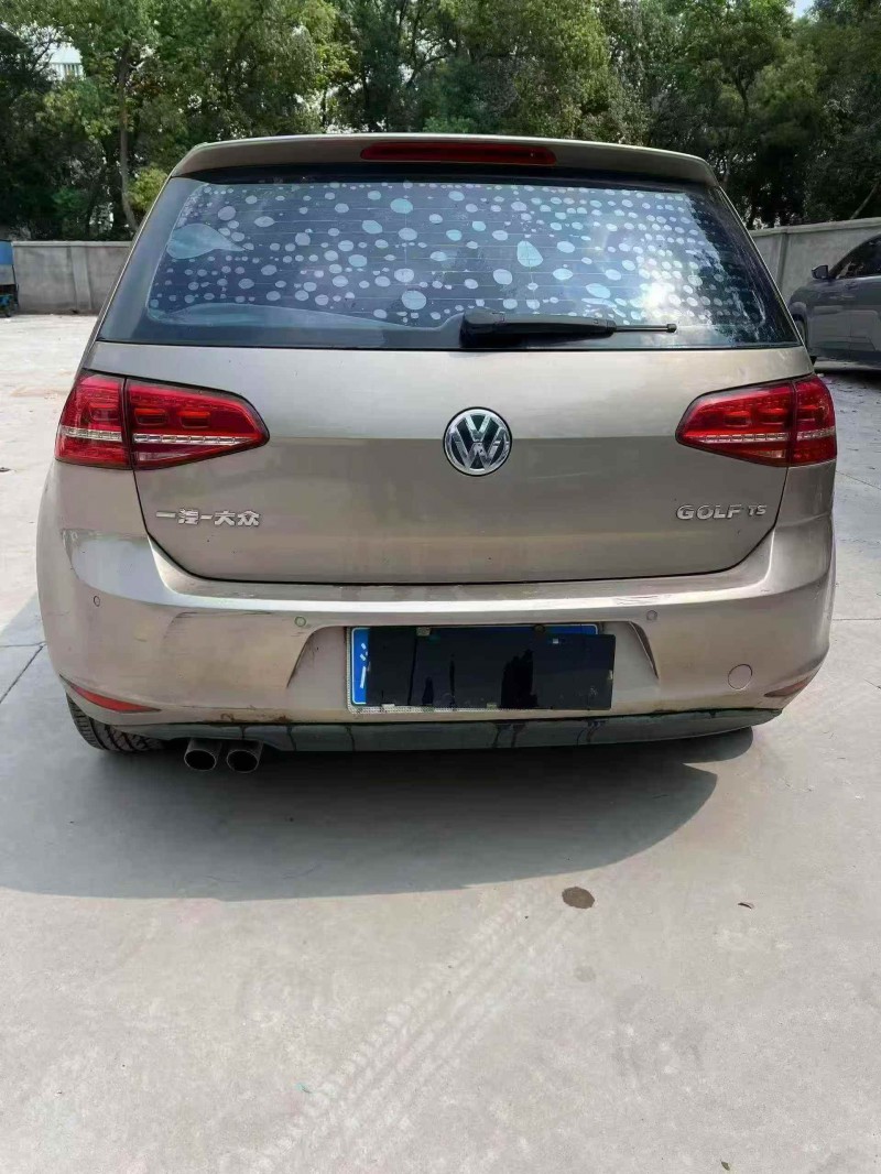 绍兴15年大众高尔夫8