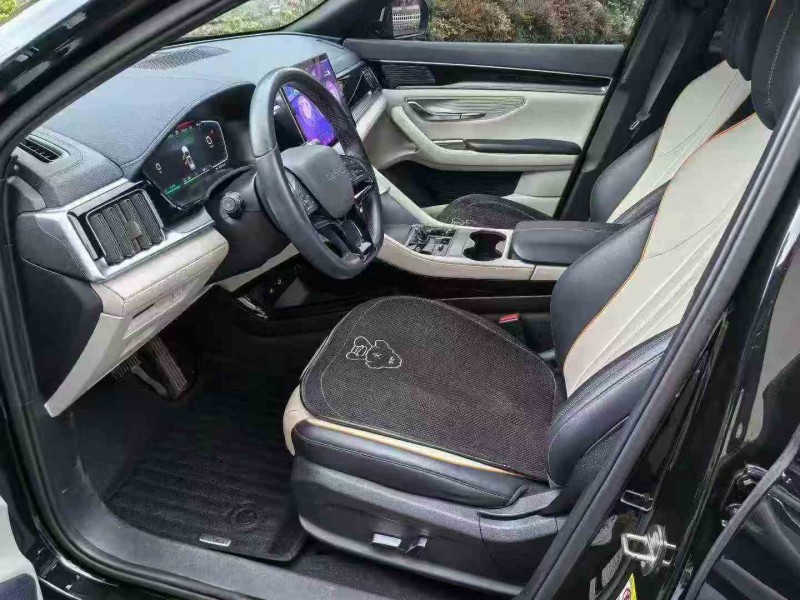 绍兴23年比亚迪宋5