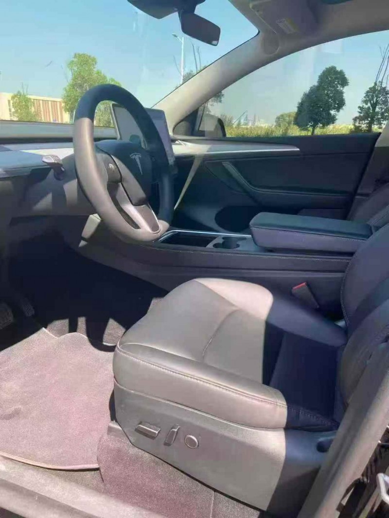 襄阳24年特斯拉MODEL Y5