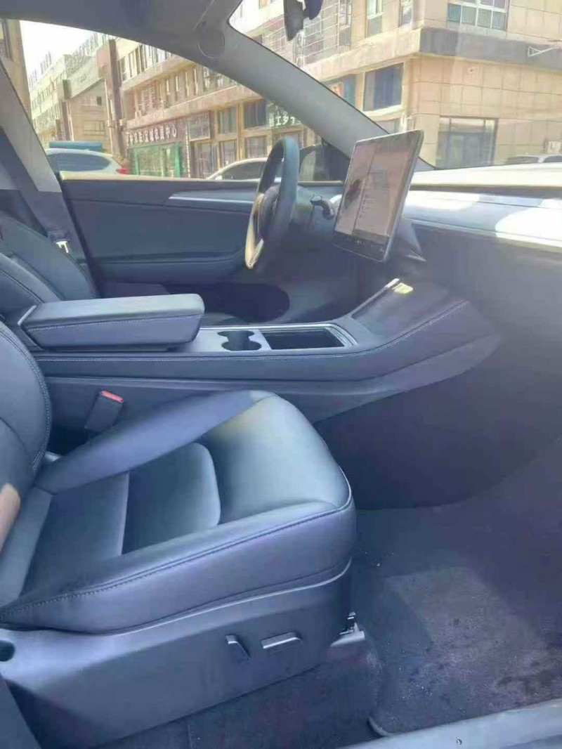 襄阳24年特斯拉MODEL Y8