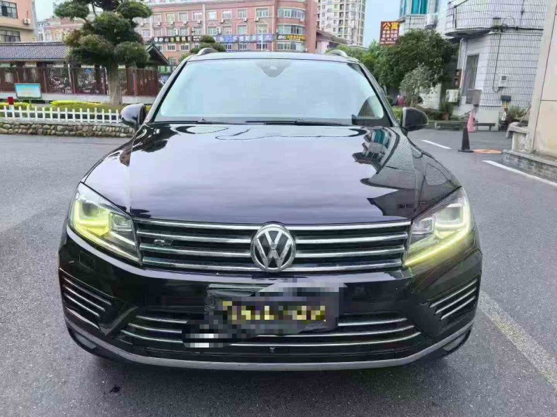 宁波16年大众途锐1