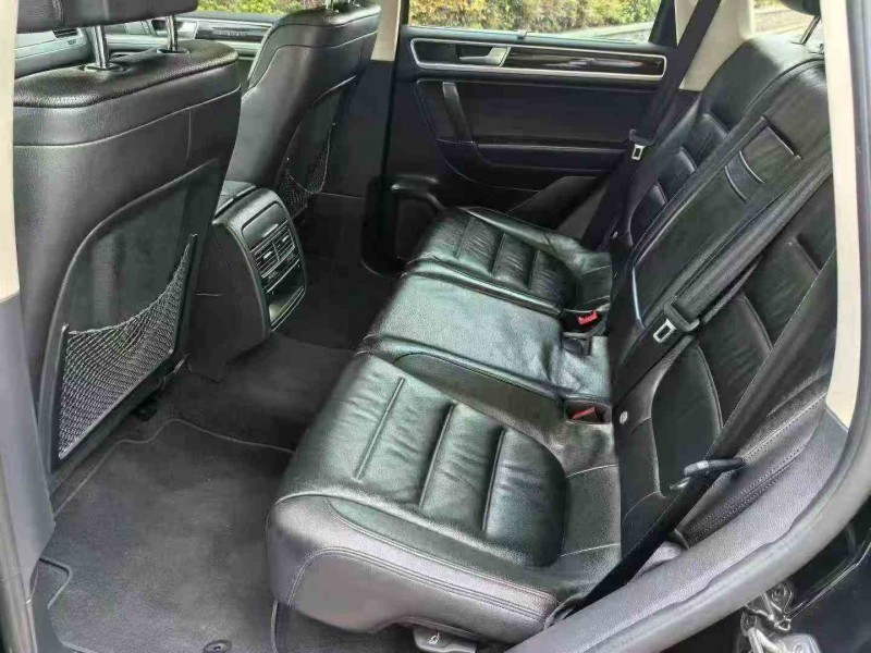 宁波16年大众途锐4