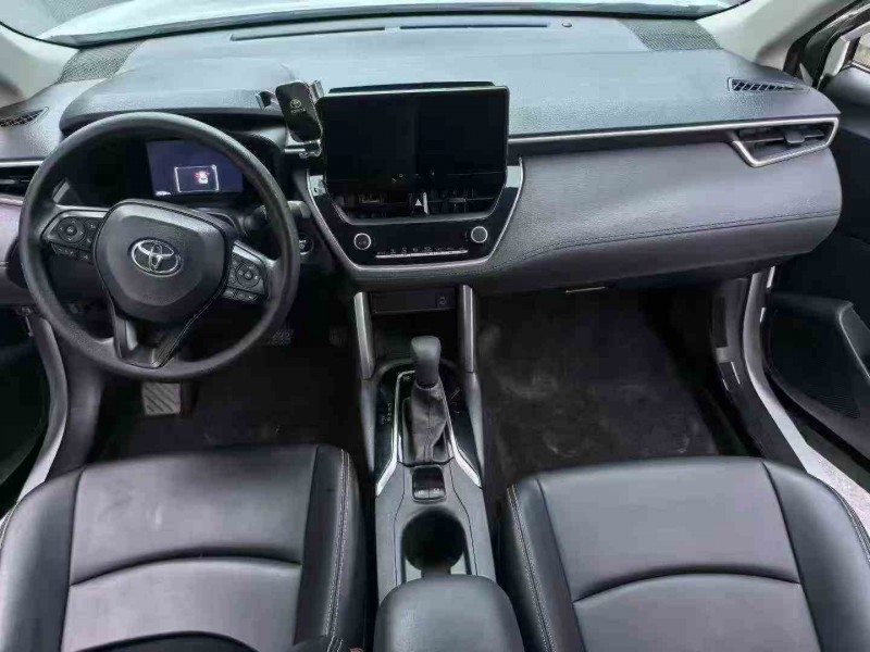 杭州25年丰田锐放4