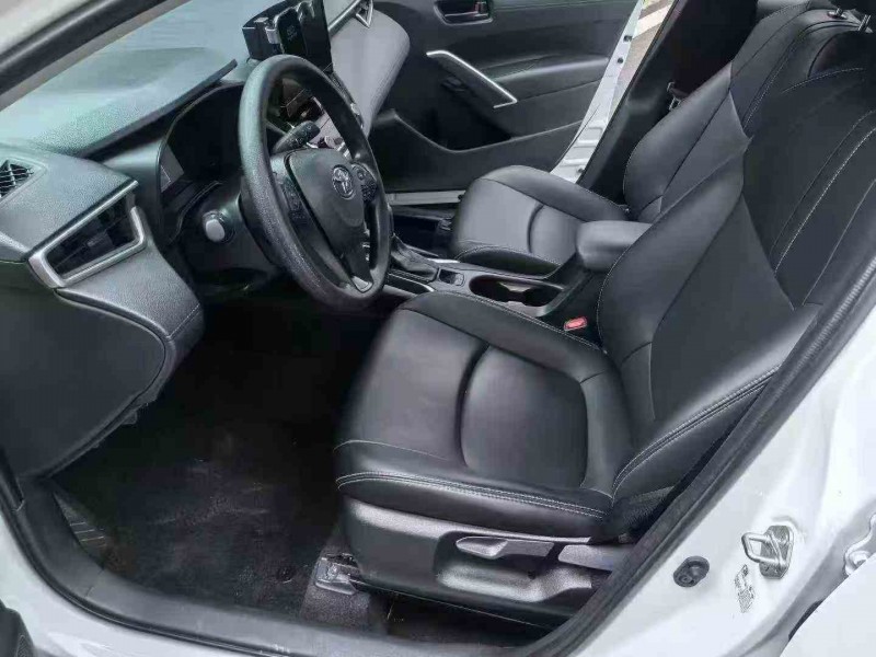 杭州25年丰田锐放5