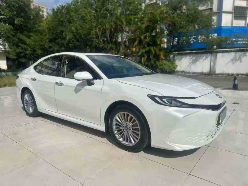 佛山25年丰田凯美瑞2