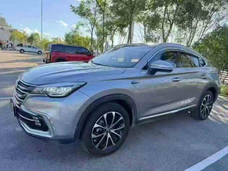 玉溪19年长安汽车CS852