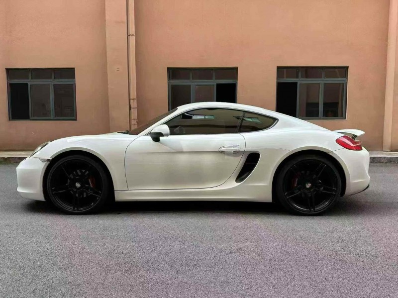 重庆14年保时捷卡曼6