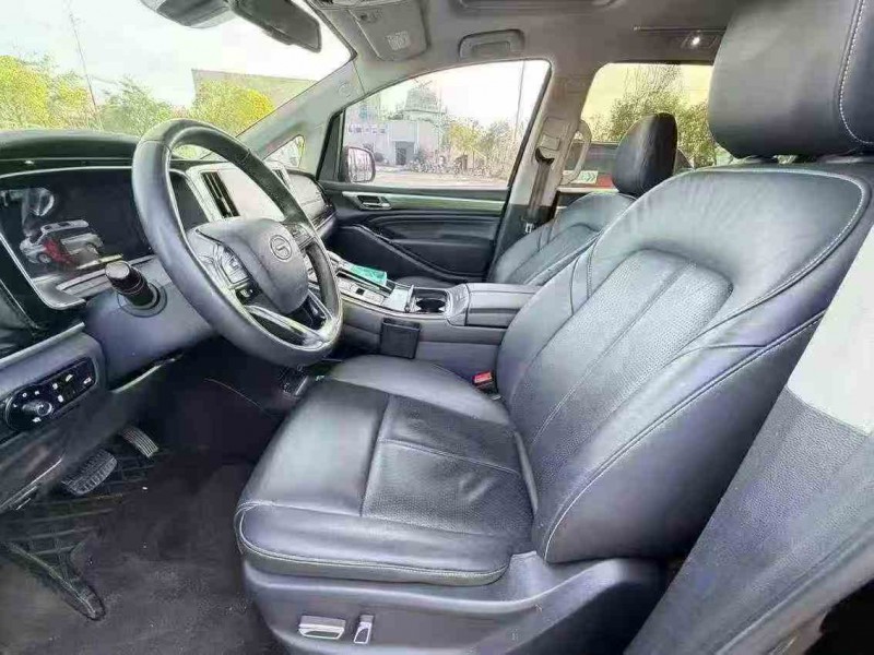 昭通21年传祺M85