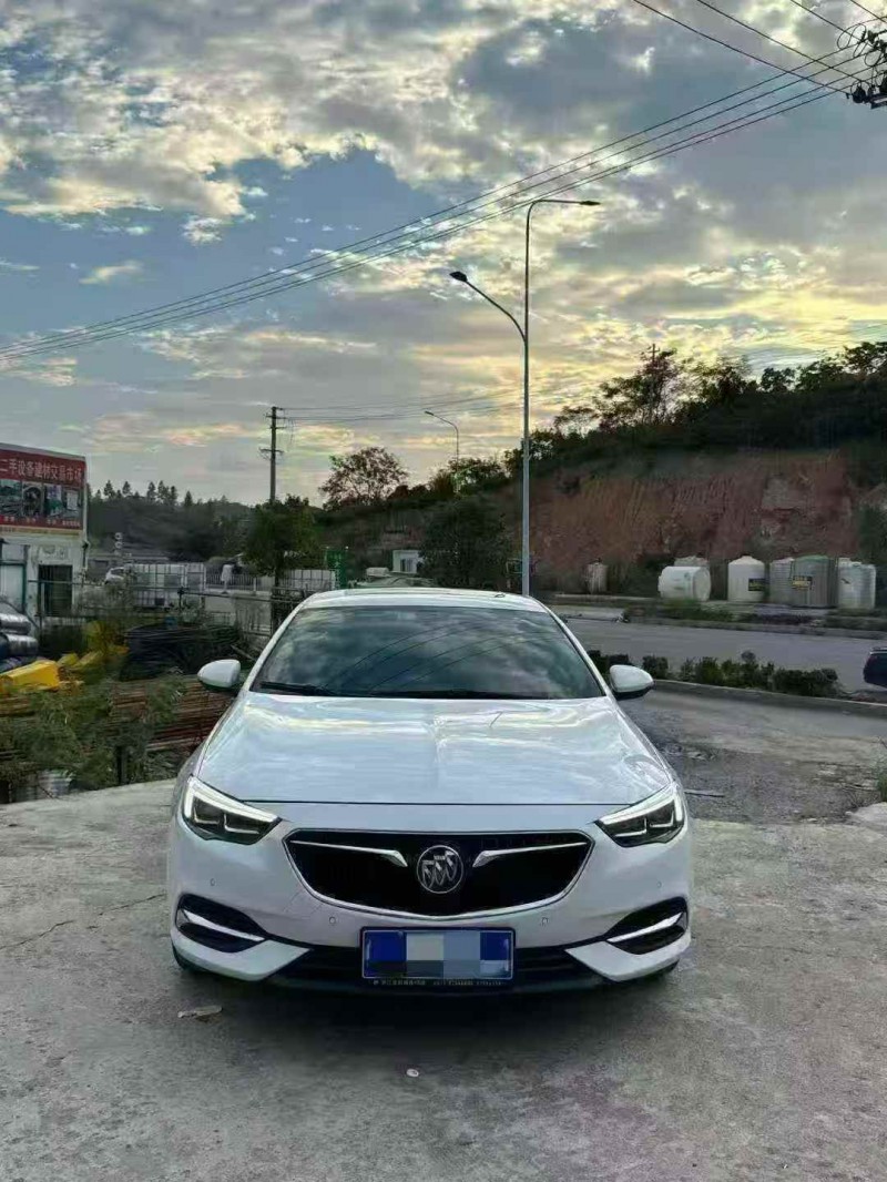 常德19年别克君威1