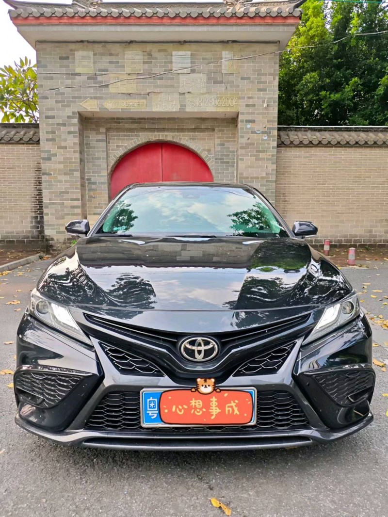 广州23年丰田凯美瑞1