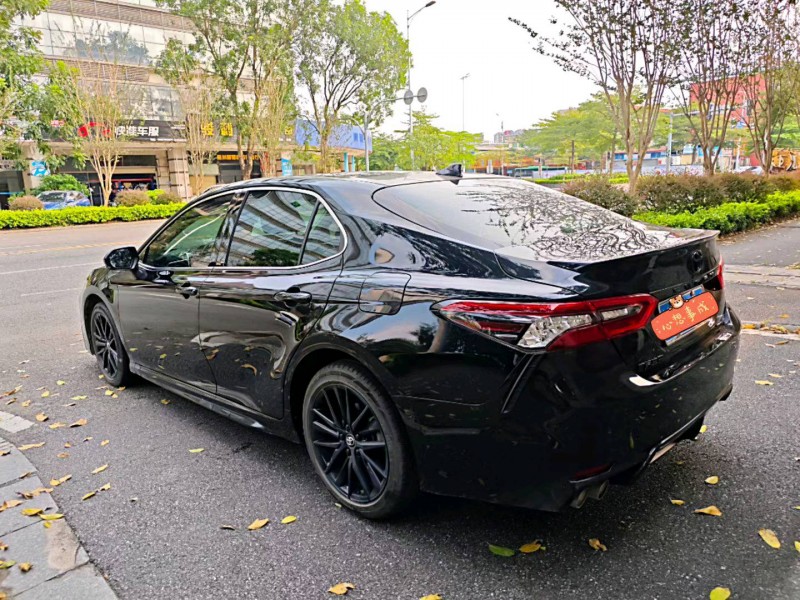 广州23年丰田凯美瑞4