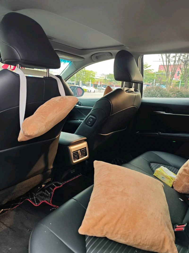 广州23年丰田凯美瑞7