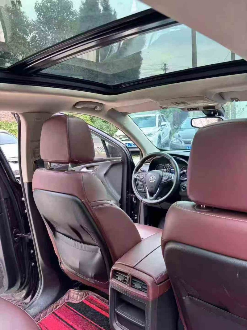 张家界20年别克昂科威6