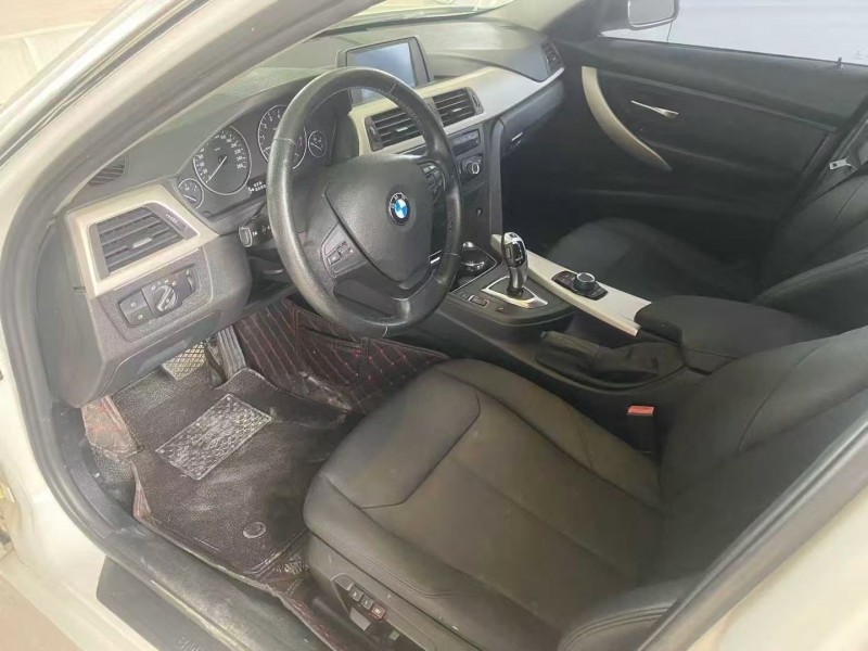 济宁15年宝马3系4