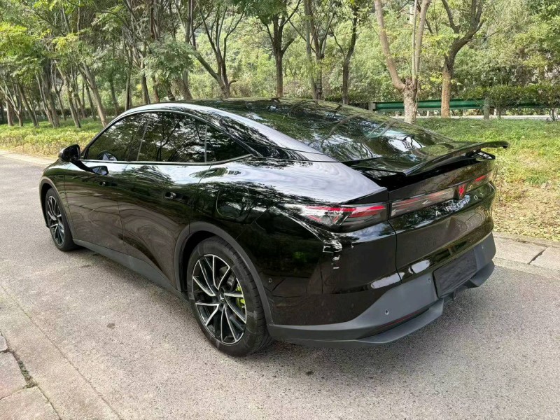 台州24年极狐汽车阿尔法7