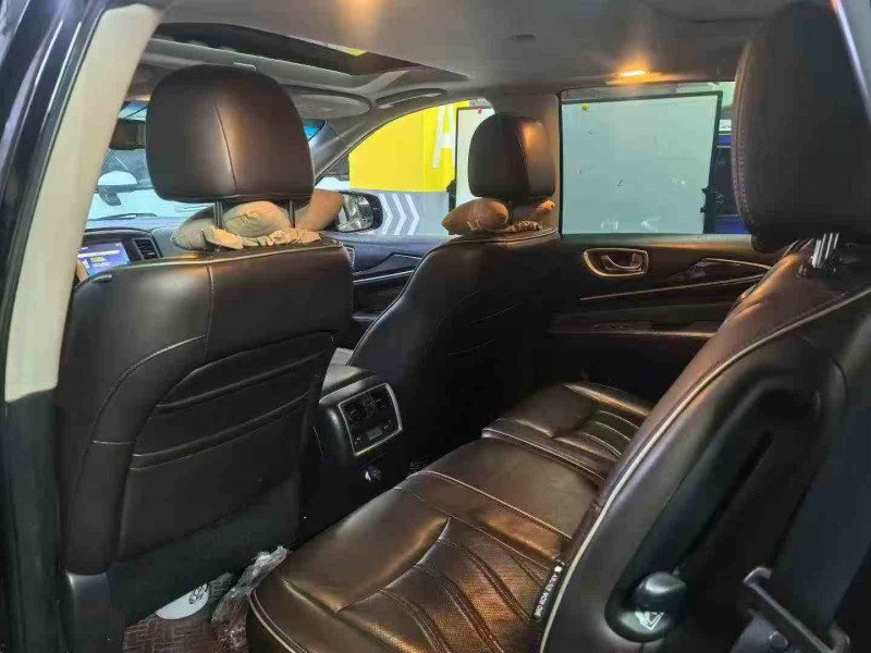 十堰18年英菲尼迪QX606