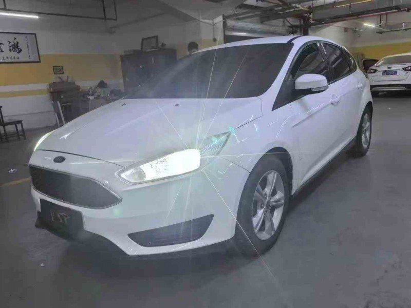 鄂州17年福特福克斯3