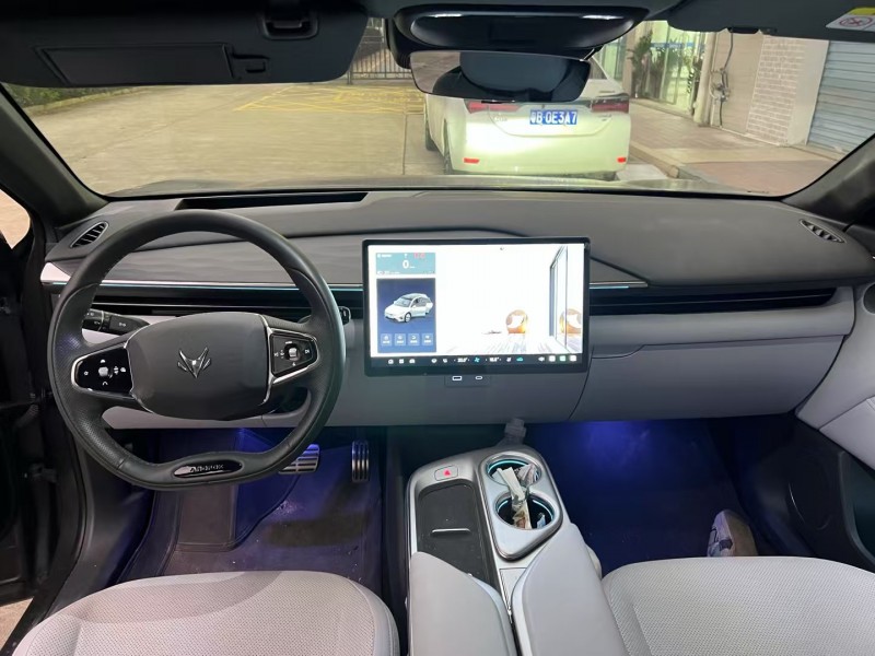 江门24年极狐汽车阿尔法6