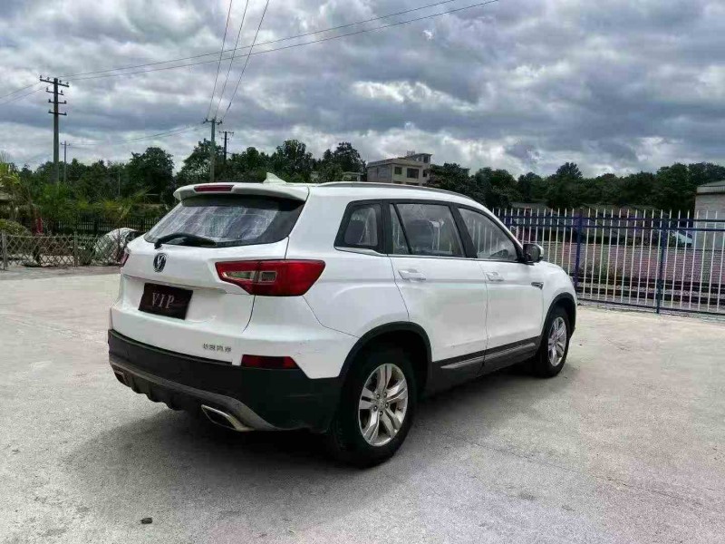 衡阳16年长安汽车CS757