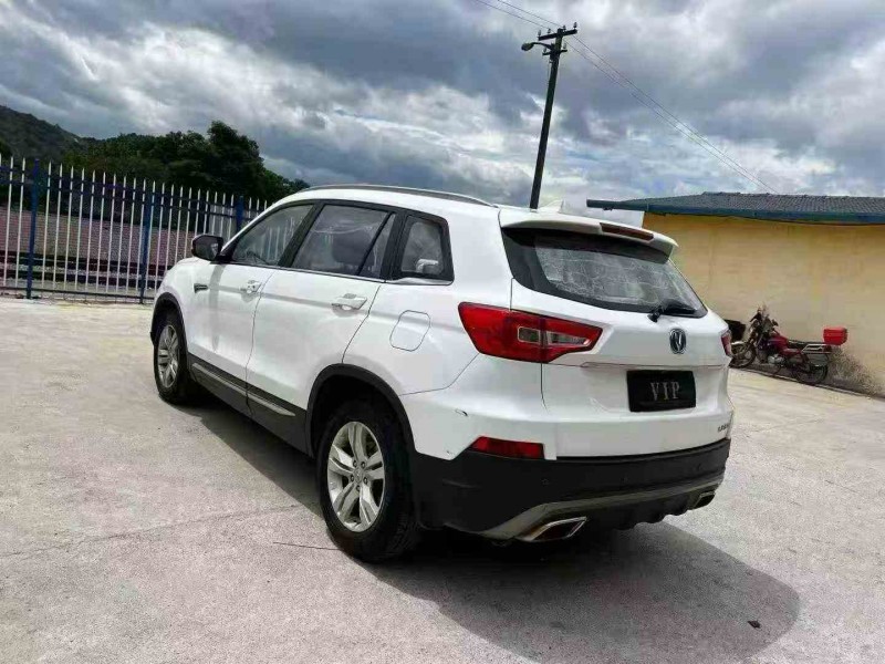 衡阳16年长安汽车CS758