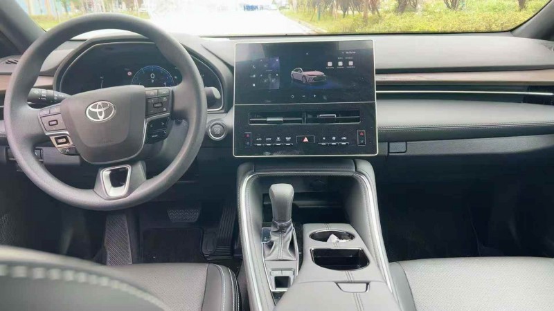 常德25年丰田亚洲龙4