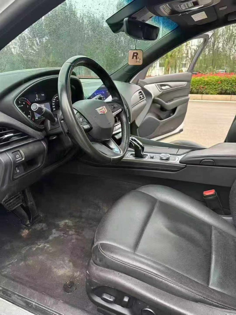 枣庄20年凯迪拉克CT55