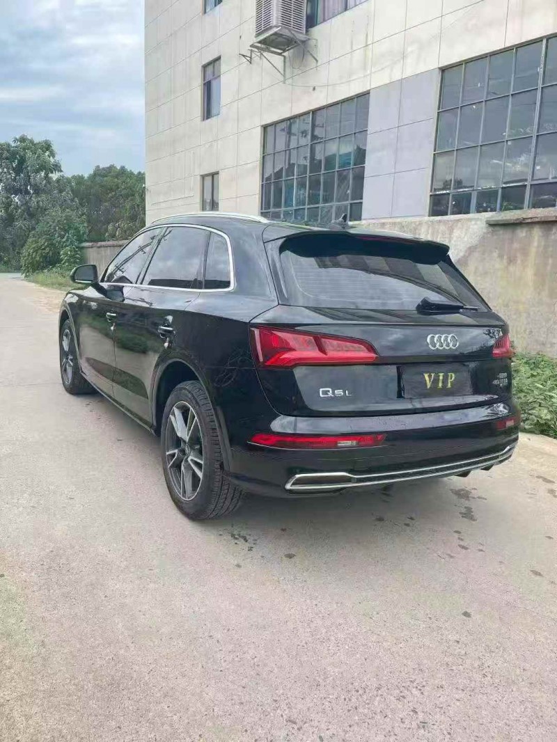 新余21年奥迪Q57