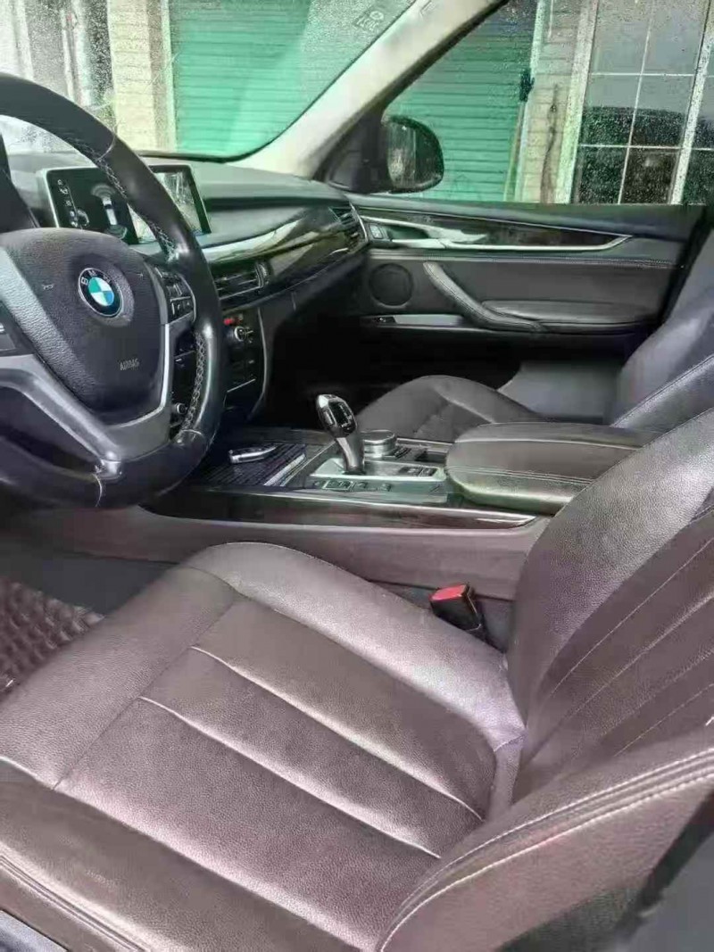 吉安17年宝马X54